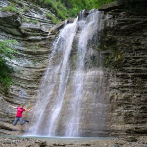 Плесецкие водопады в поселке Михайловский Перевал