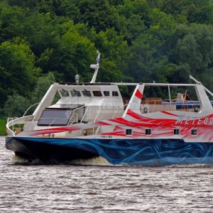 Катамаран «Метеор»