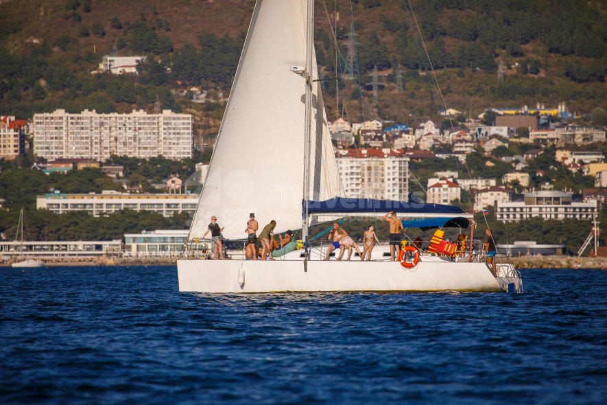 Галерея Морская рыбалка на яхтах, катерах, катамаранах #9