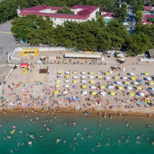 Галерея Центральный пляж Геленджика #1