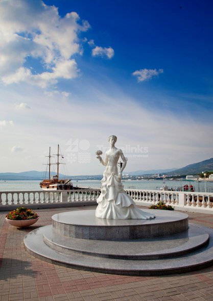 Галерея Памятник «Белая невеста» #1