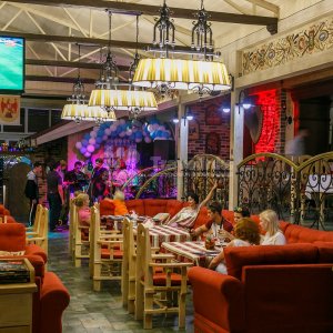 Галерея Венский двор #0