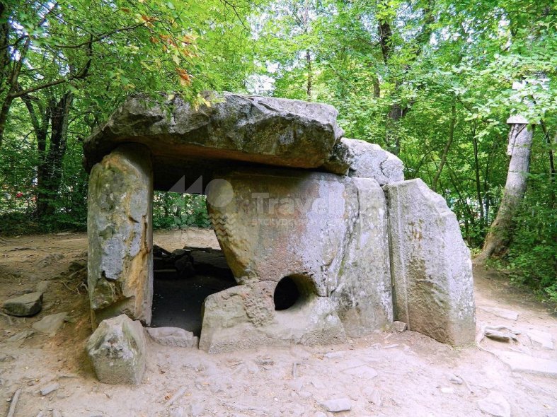 Галерея Пешая экскурсия «Дольмены» #0