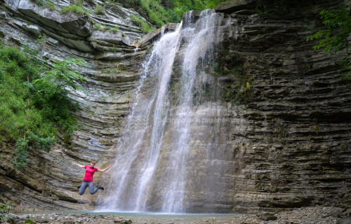 Плесецкие водопады в поселке Михайловский Перевал