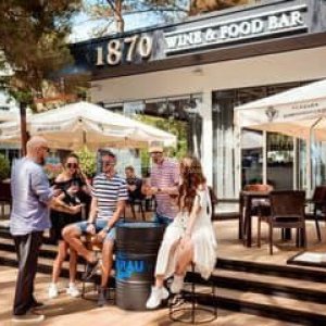 Галерея Ресторан Абрау-Дюрсо 1870 Wine & Food Bar #0
