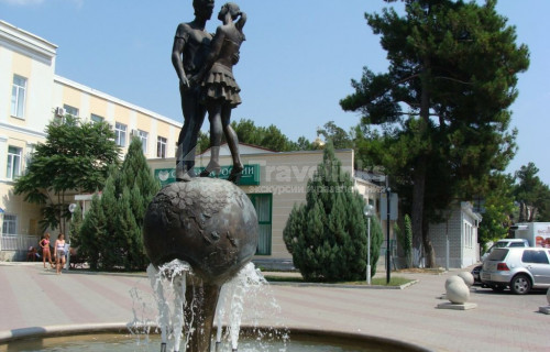 Фонтан "Влюбленные Сердца"