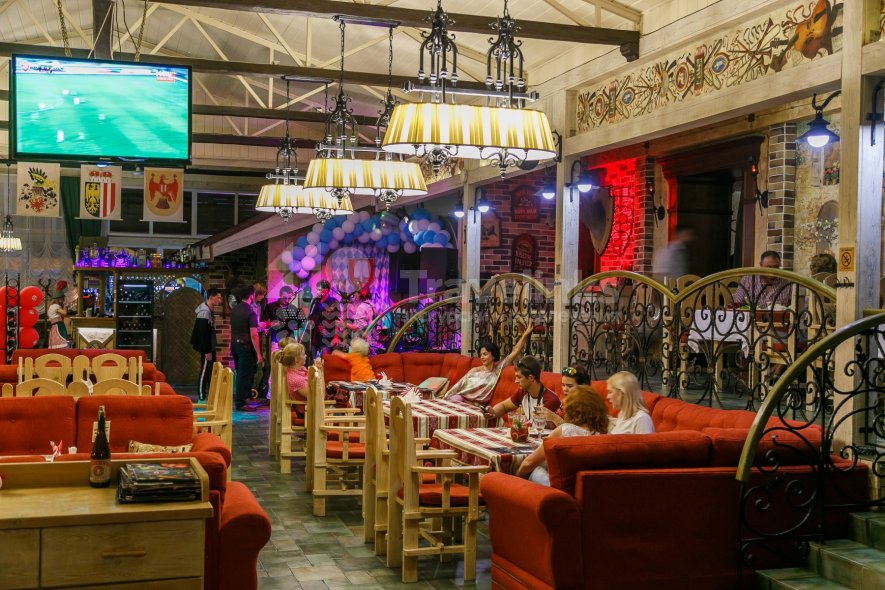 Галерея Венский двор #0