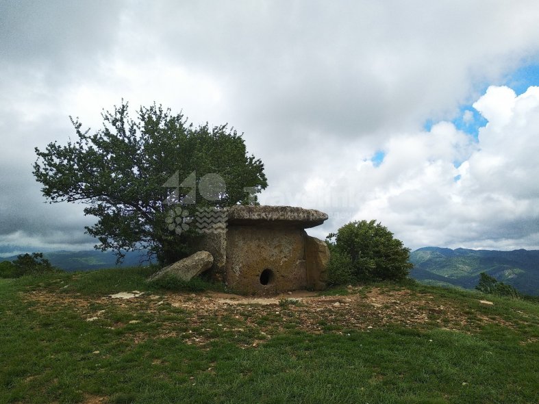 Гора Нексис