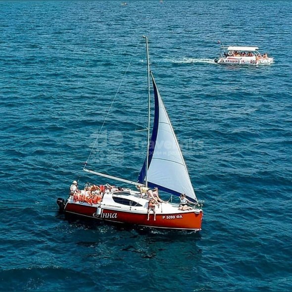 Яхта «Анна»