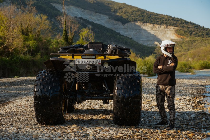 Галерея Квадро-гиганты в Геленджике к озеру Грек #1