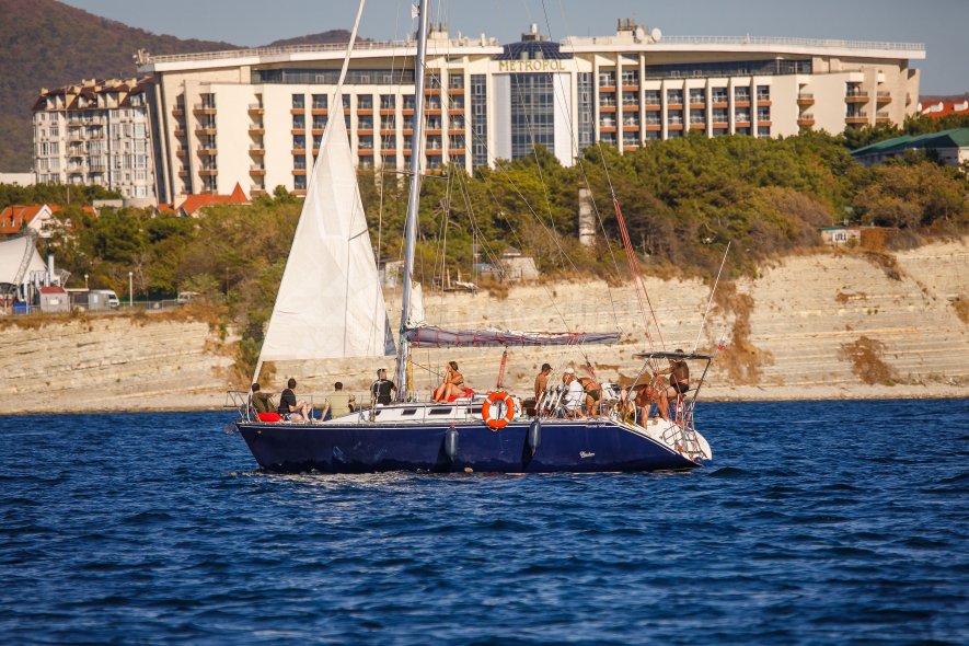 Галерея Морская рыбалка на яхтах, катерах, катамаранах #8