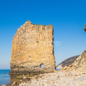 Джанхот и скала Парус