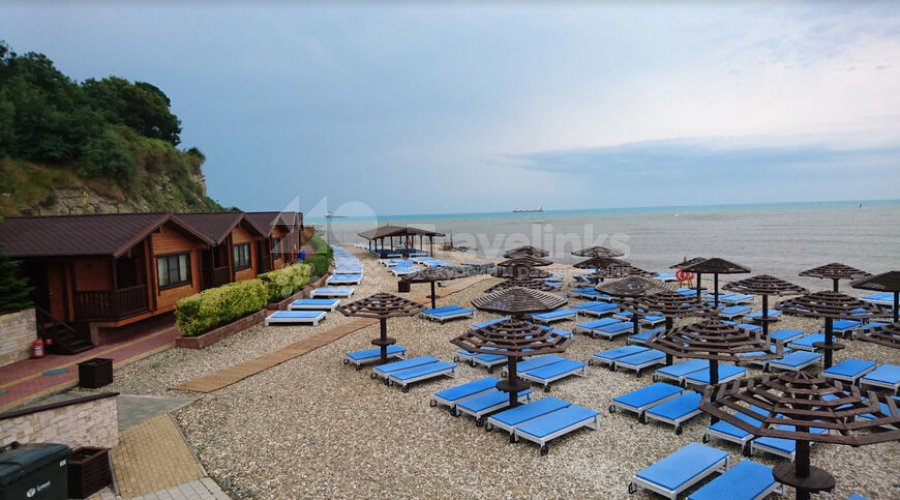 Золотая бухта