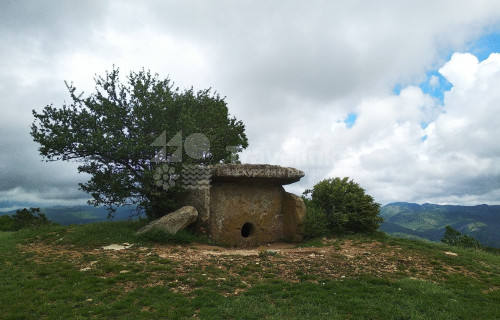 Гора Нексис