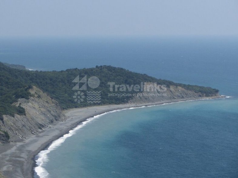 Пляж в Малом Утрише