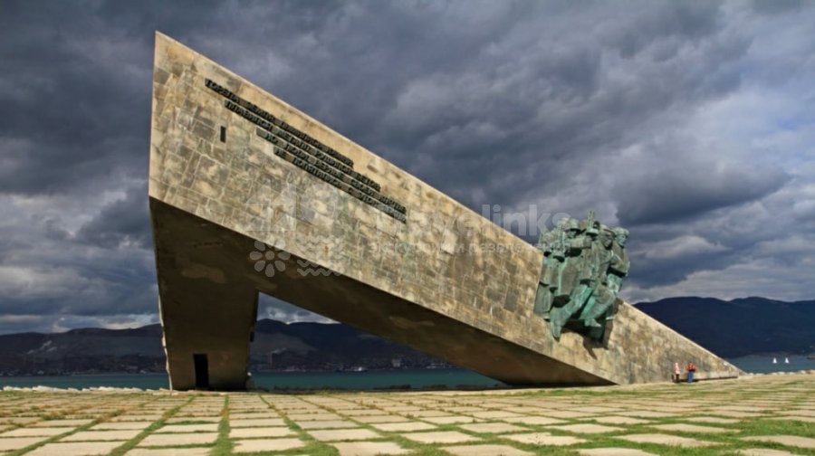 Галерея Авторская экскурсия «Новороссийск — город-герой» #0