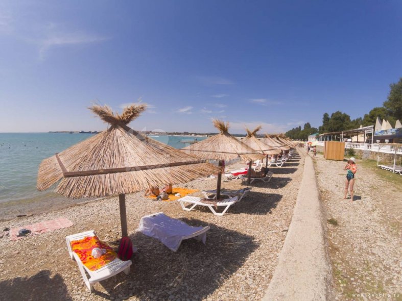 Пляж пансионата "Строитель"