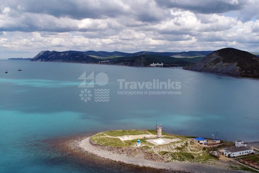 Пляж и аквариум Большого Утриша